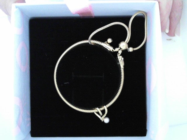 PANDORA NECKLACES/CHAINS