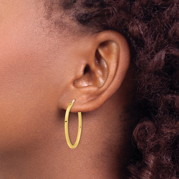 10K Brushed and Polished Oval Hoop Earrings - Image 3