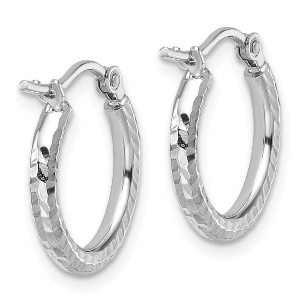 Leslie's 10k White Gold Diamond-cut 2mm Round Tube Hoop Earrings - Image 4