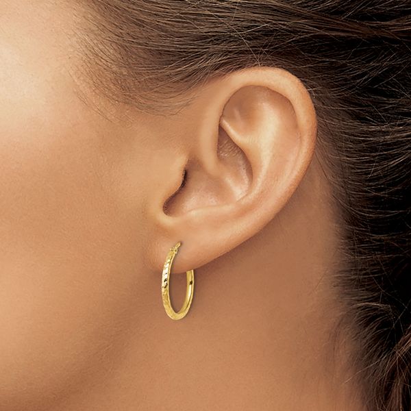 Leslie's 10k Diamond-cut 2mm Round Tube Hoop Earrings - Image 3
