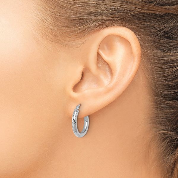 Leslie's 10k White Gold Diamond-cut 3mm Round Hoop Earrings - Image 3