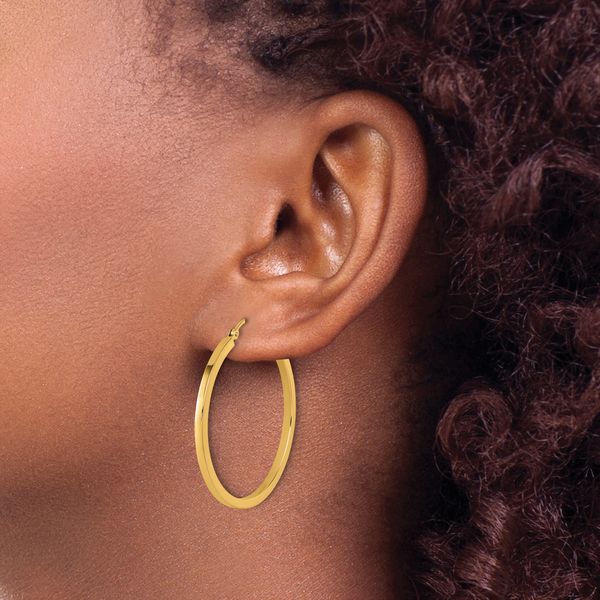 Leslie's 10k 2mm Square Tube Hoop Earrings - Image 3