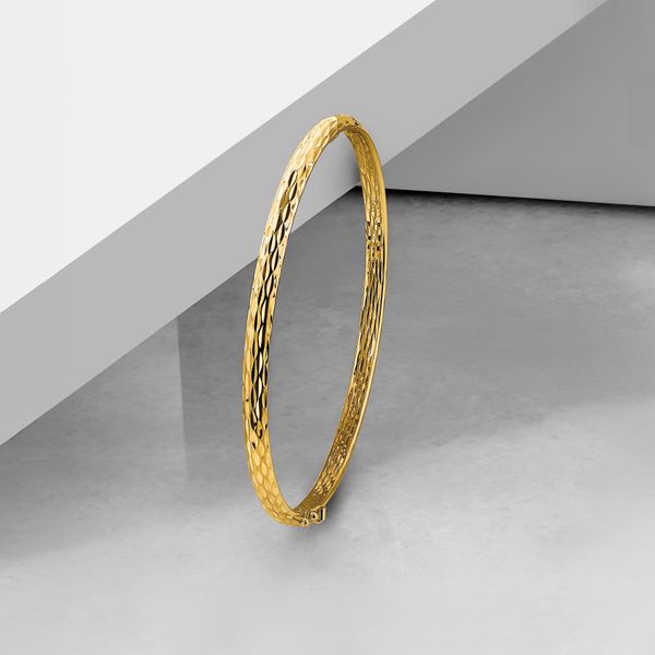 Leslie's 10K Polished and D/C Hinged Bangle - Image 4