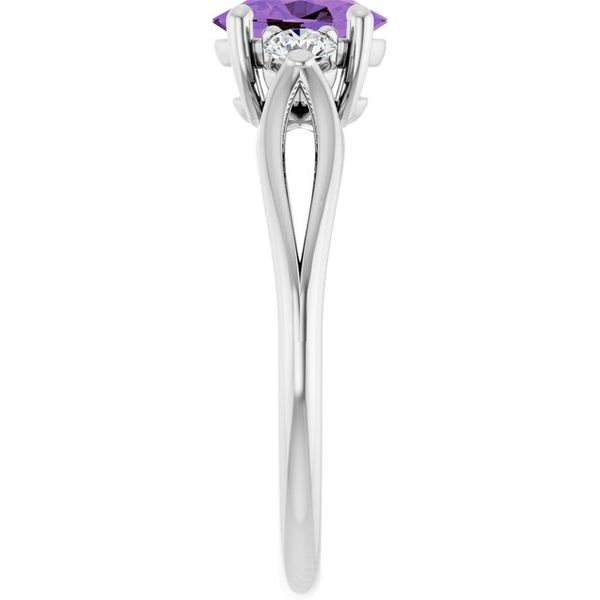 Sculptural Three-Stone Ring - Image 4