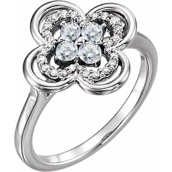 Clover Ring