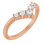 Accented Graduated V Ring