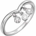 Three-Stone Fringe V Ring