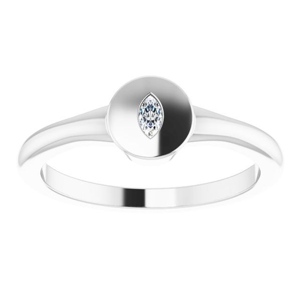 Gypsy-Set Signet Ring - Image 3