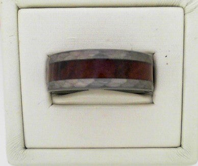 Tungsten 8mm Sz 10 With Whiskey barrel and hammered look edges