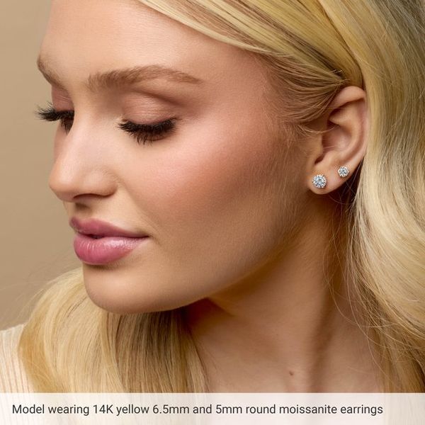 Round 3-Prong Stuller Moissanite™ Stud Earrings - Image 3
