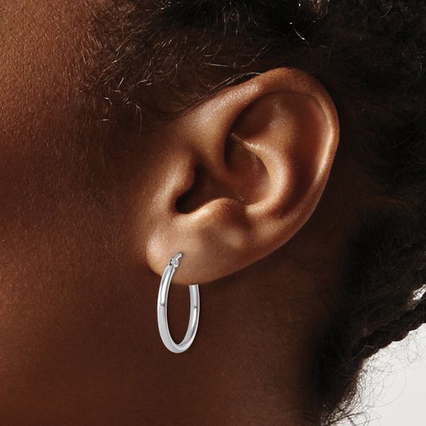 Leslie's 14K White Gold 2x20mm Polished Hoop Earrings - Image 4