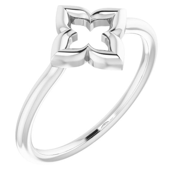 Clover Ring