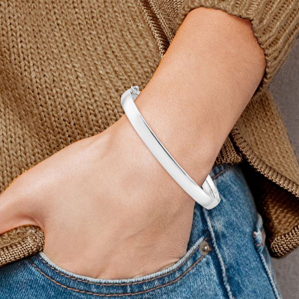 Leslie's 10K White Gold 5.9mm Bangle - Image 4