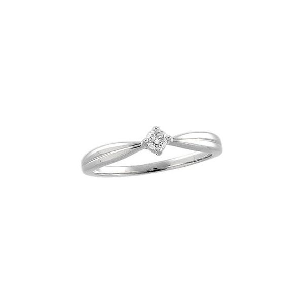 Reverse Tapered Grooved Solitaire Ring