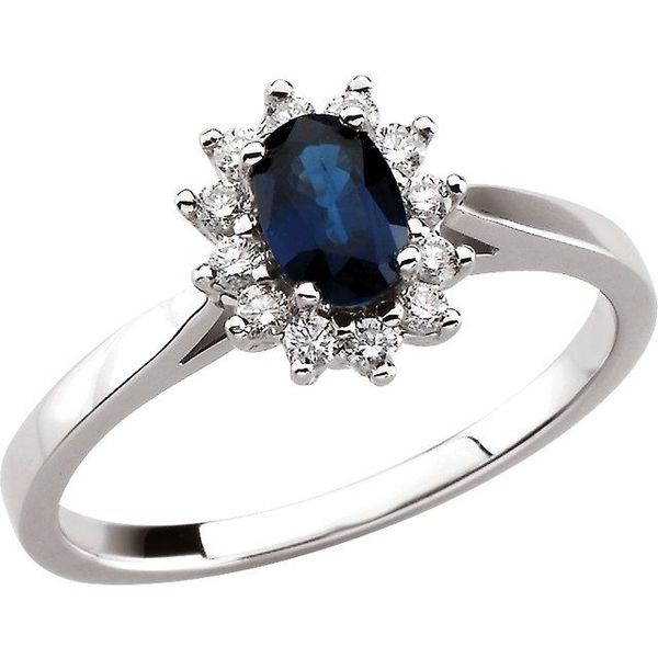 Halo-Style Cathedral Ring