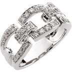 Accented Link Ring