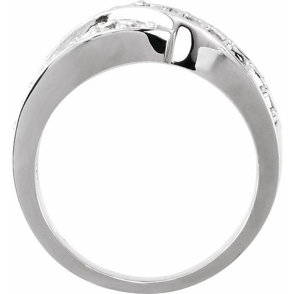 Criss-Cross Ring - Image 2