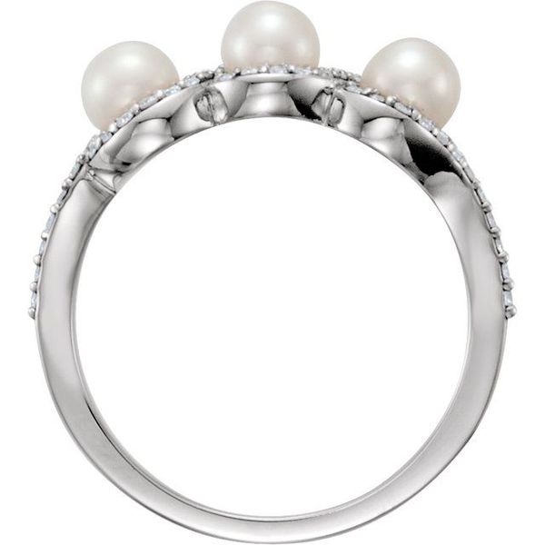 Three-Stone Halo-Style Pearl Ring - Image 2