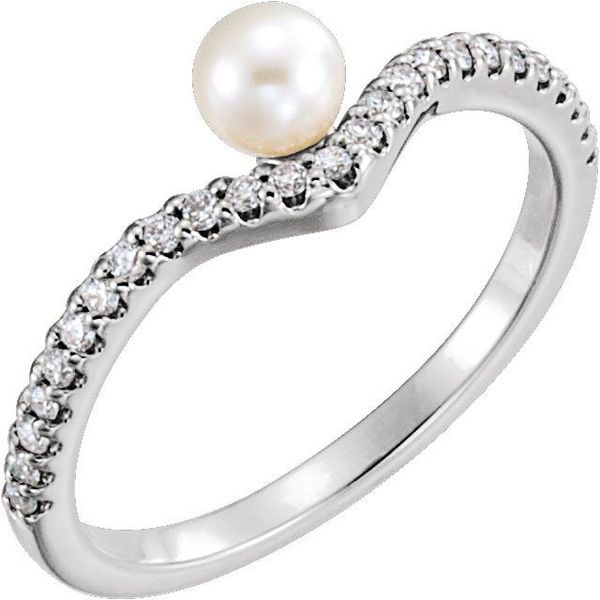 Pearl V Ring