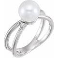 Pearl Negative Space Ring