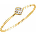 Petite Cluster Ring