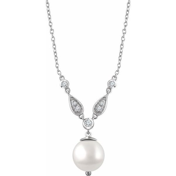 Accented Pearl Necklace