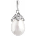 Accented Pearl Pendant