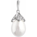 Accented Pearl Pendant