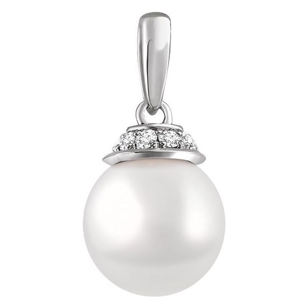 Accented Pearl Pendant