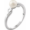 Accented Pearl Ring