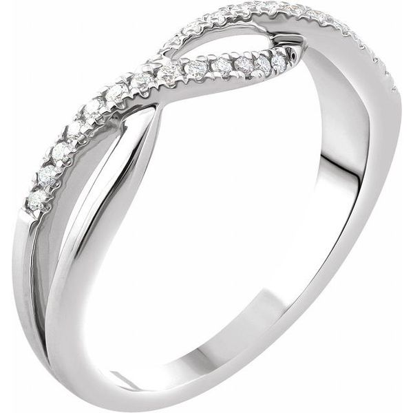 Accented Criss-Cross Ring