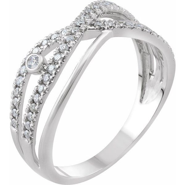 Criss-Cross Ring