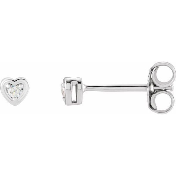 Round 3-Prong Youth Heart Earrings