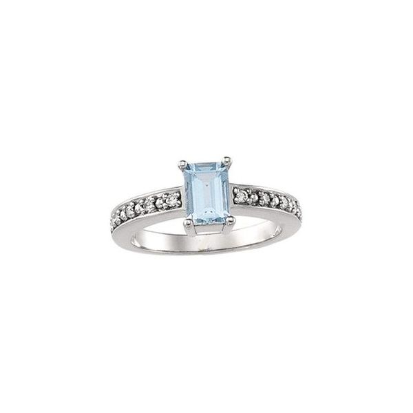 Accented Ring