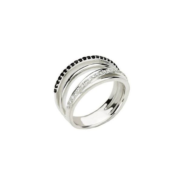 Accented Criss-Cross Ring