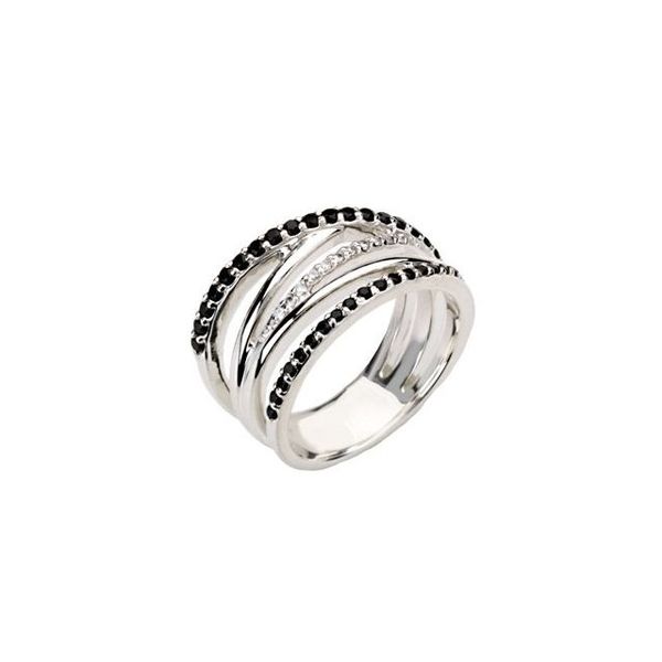 Criss-Cross Ring