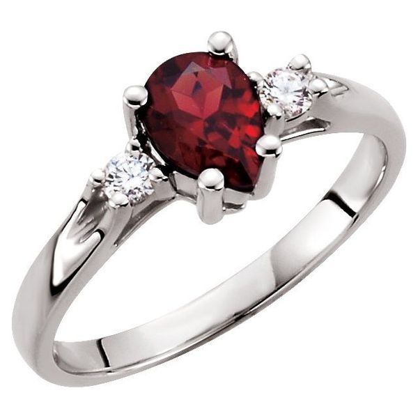 Accented Ring