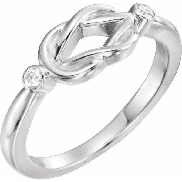 Accented Knot Ring