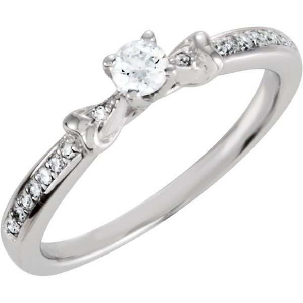 Accented Ring