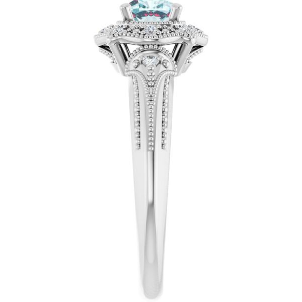 Vintage-Inspired Accented Ring - Image 4
