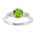 Side-Stone Ring - Image 3