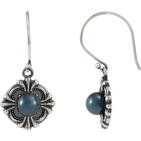 Vintage-Inspired Pearl Earrings
