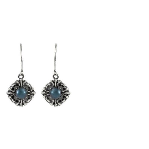 Vintage-Inspired Pearl Earrings - Image 2
