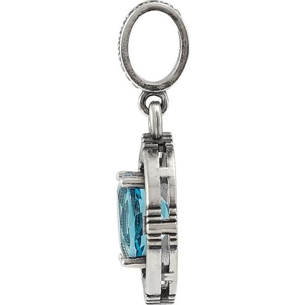 Vintage-Inspired Pendant - Image 2