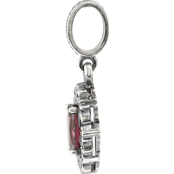Vintage-Inspired Pendant - Image 2