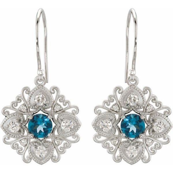 Vintage-Inspired Filigree Earrings - Image 2
