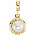 Solitaire Pearl Pendant