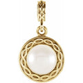 Solitaire Pearl Pendant