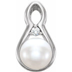 Accented Pearl Pendant