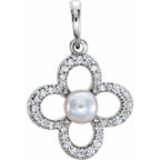 Pearl Clover Pendant